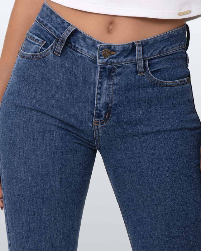Jean Skinny oscuro tiro medio
