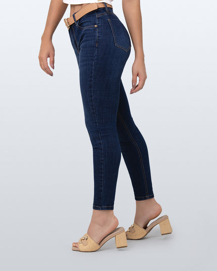 Jean Skinny oscuro tiro medio
