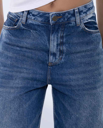 Jean straight tiro alto oscuro