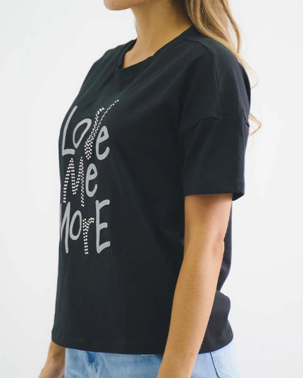 Camiseta negra cuello redondo